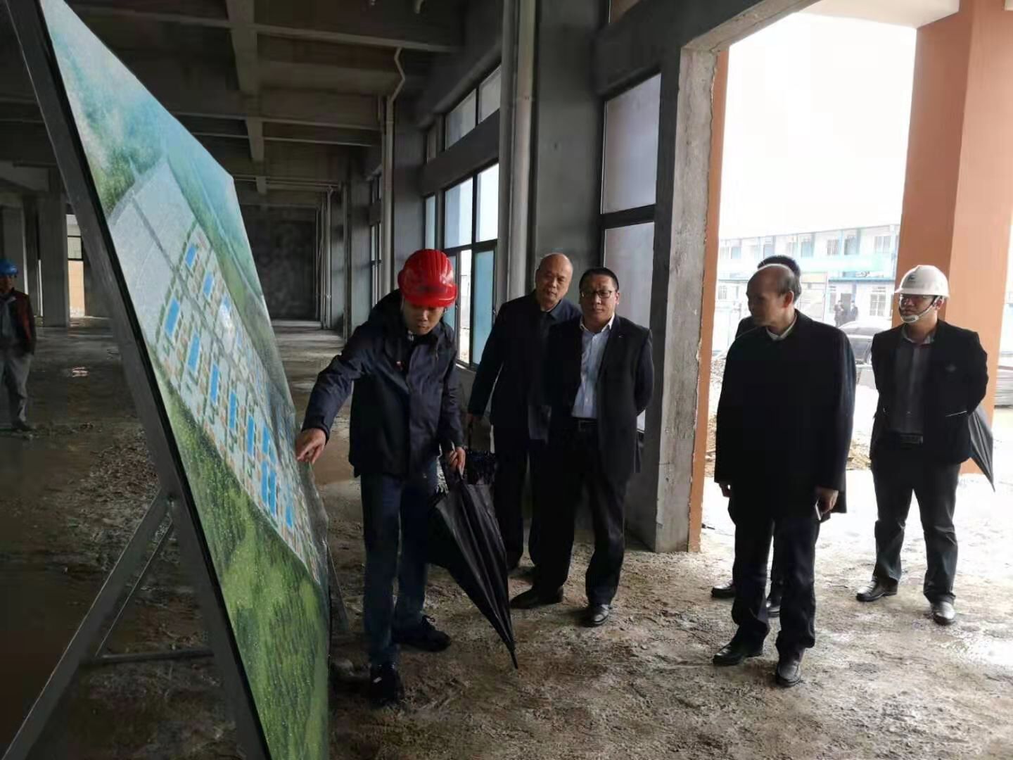 福建交通集團總經(jīng)理陳可香深入莆田港務集團一線調(diào)研 確保第一季度實現(xiàn)開門紅.jpg